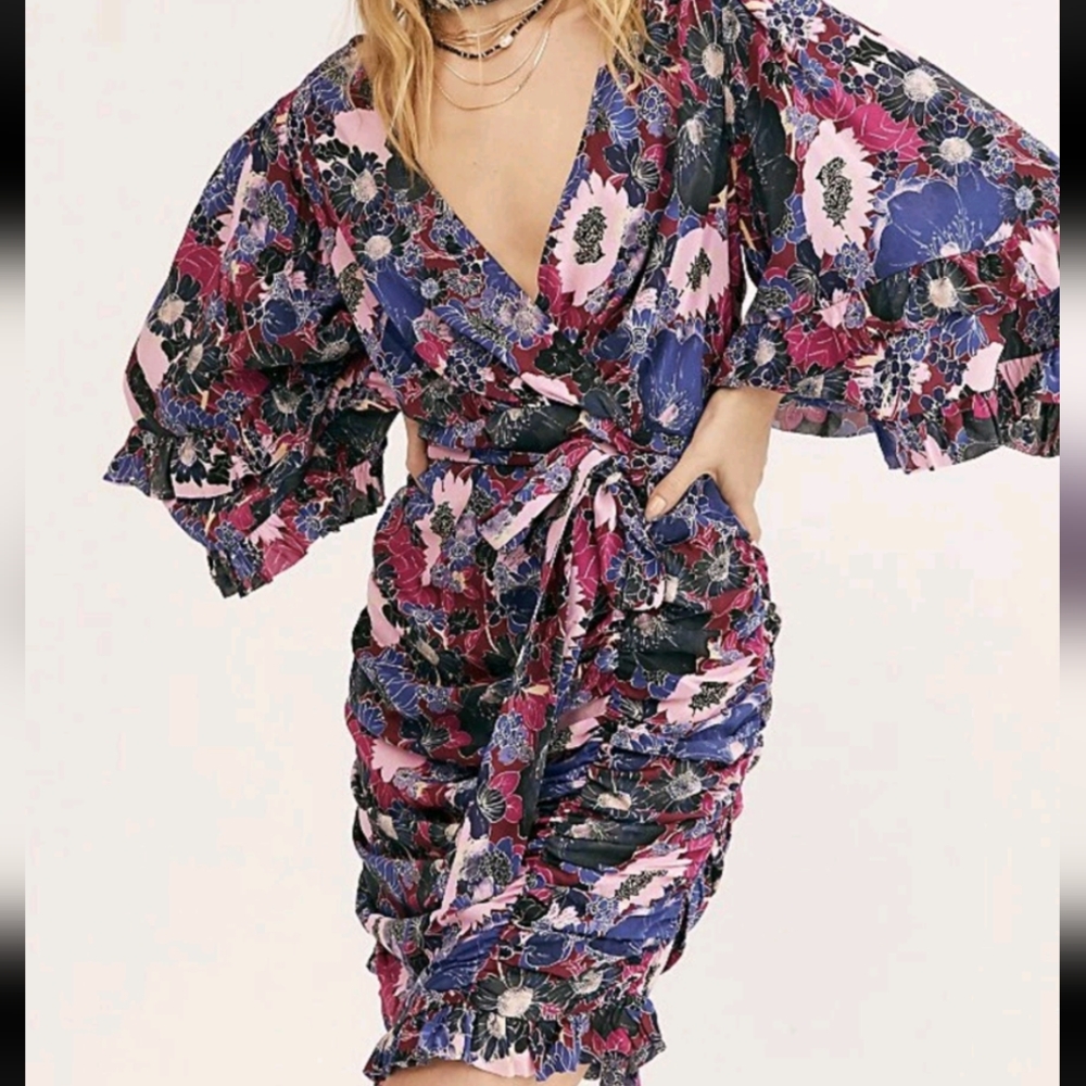 Free People Under Wraps Mini Dress Size 6 Floral V Neck